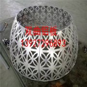 双曲铝单板的制作难度比较大